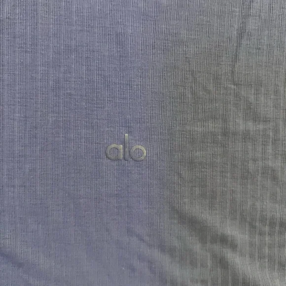 Alo yoga Ribbed Sea Coast Cropped Turtleneck Tank - Picture 6 of 6